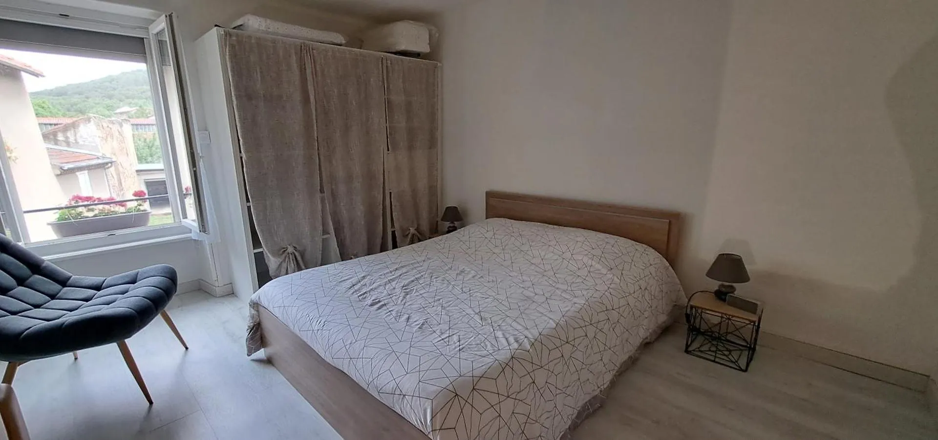 Maison De Bourg Jumeaux Frankreich